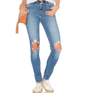 NEW Levi’s 721 High Rise Distressed Skinny Jeans